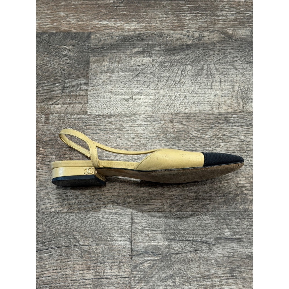 Chanel Beige Leather Black Cap Toe Slingback Flats CC Logo Made in Italy - Picture 7 of 13